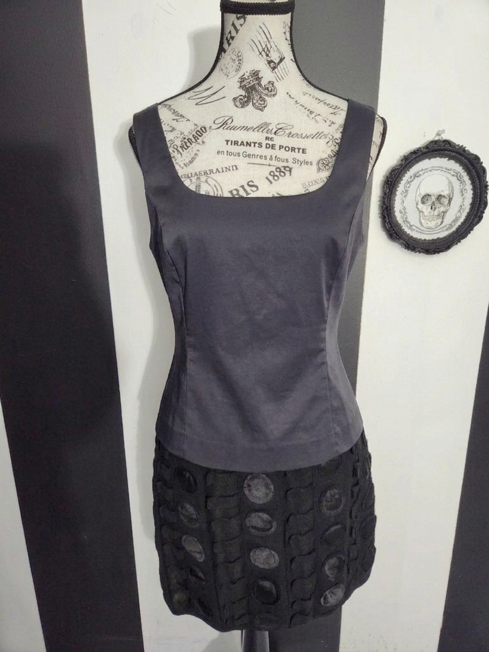 Corset Shaped Square-Neck Tank Top